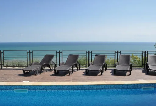 Строителство на басейн в Балчик