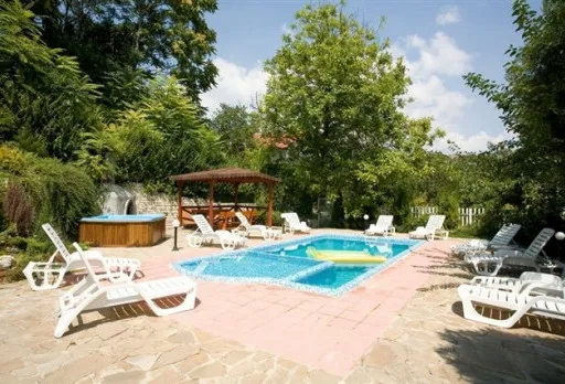 Строителство на басейн в Балчик