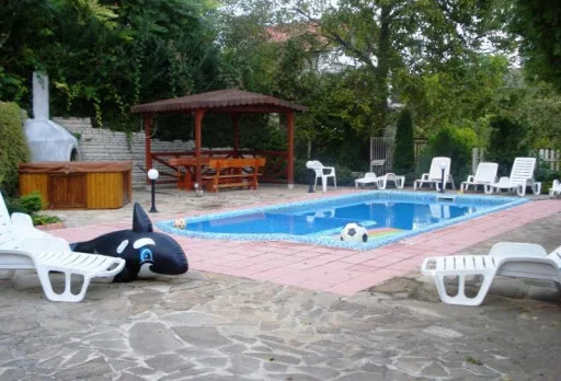 Строителство на басейн в Балчик