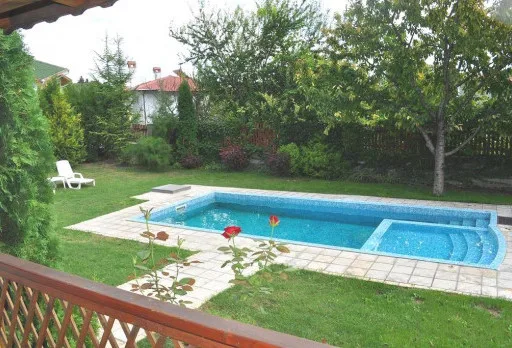 Строителство на басейн в Балчик