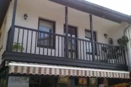 Bau- und Reparaturarbeiten an einer Villa in Sozopol