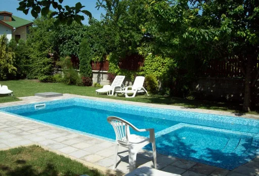 Строителство на басейн в Балчик