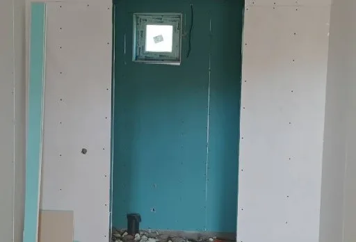 Bau- und Reparaturarbeiten an einem Haus in der Nähe von Durankulak