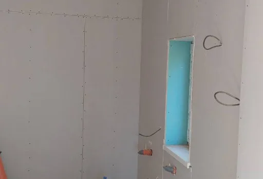 Bau- und Reparaturarbeiten an einem Haus in der Nähe von Durankulak