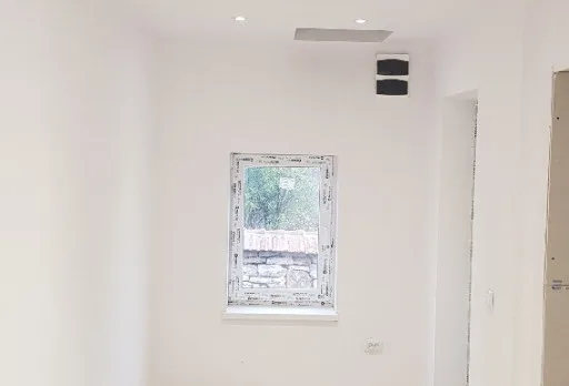 Bau- und Reparaturarbeiten an einem Haus in der Nähe von Durankulak