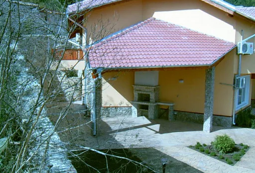 Строителство на 8 къщи в Балчик, с. Рогачево