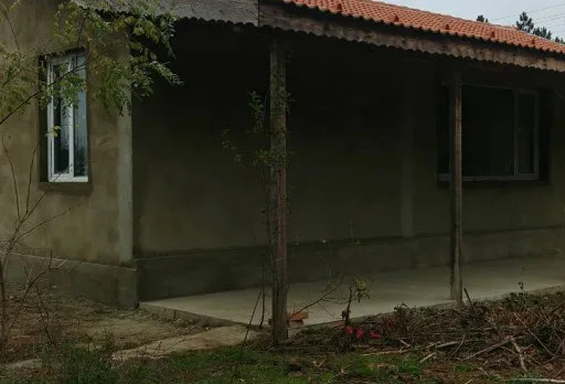 Reparaturarbeiten an einem Haus in der Region Balchik