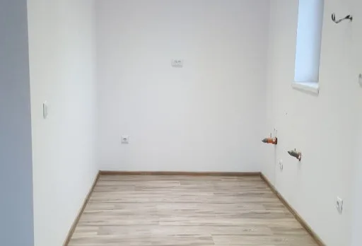 Bau- und Reparaturarbeiten an einem Haus in der Nähe von Durankulak