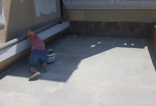 Строителство и ремонт на площадка, беседка и ограда на къща във Варна