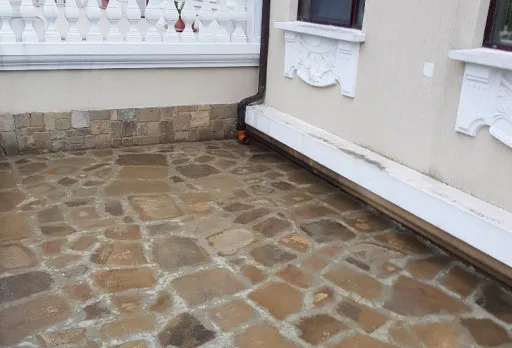 Строителство и ремонт на площадка, беседка и ограда на къща във Варна