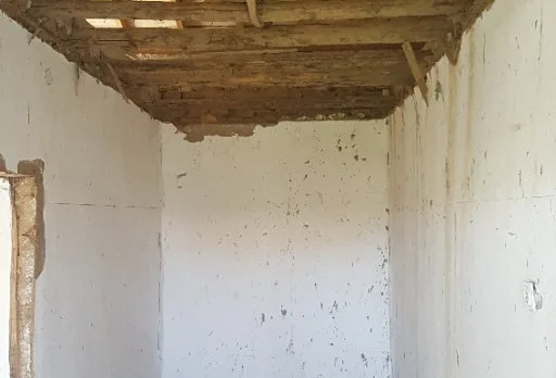 Bau- und Reparaturarbeiten an einem Haus in der Nähe von Durankulak