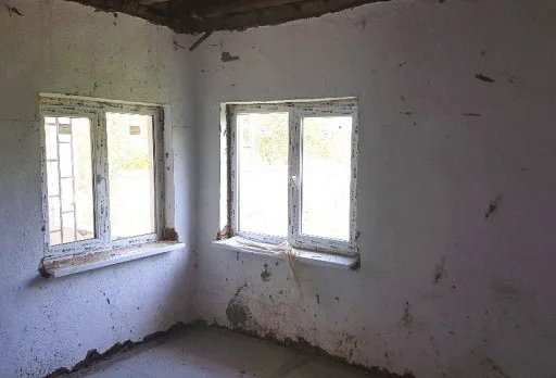 Bau- und Reparaturarbeiten an einem Haus in der Nähe von Durankulak