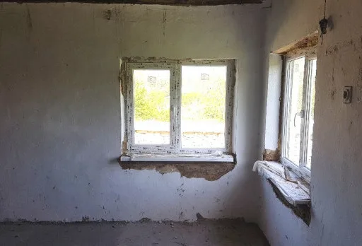 Bau- und Reparaturarbeiten an einem Haus in der Nähe von Durankulak