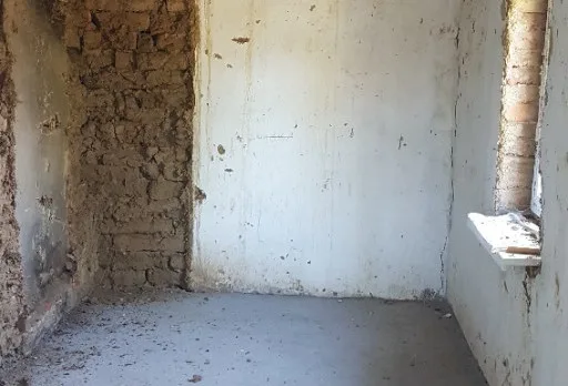 Bau- und Reparaturarbeiten an einem Haus in der Nähe von Durankulak