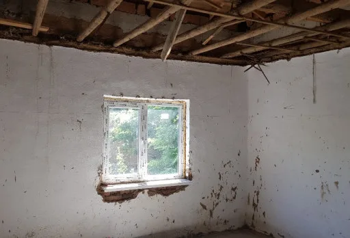 Bau- und Reparaturarbeiten an einem Haus in der Nähe von Durankulak