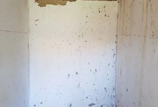 Bau- und Reparaturarbeiten an einem Haus in der Nähe von Durankulak