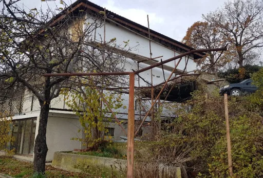Поставяне на топлоизолация на къща до Варна