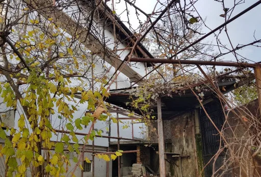 Поставяне на топлоизолация на къща до Варна
