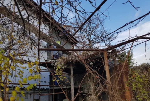 Поставяне на топлоизолация на къща до Варна