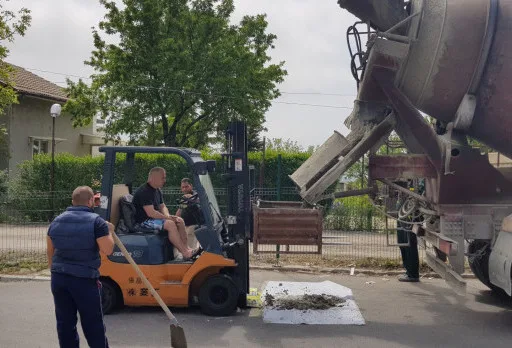 Строителство на основи за печатна машина във Варна