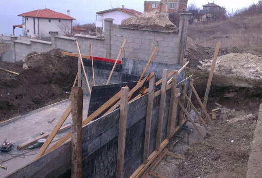 Строителство на басейн в Балчик