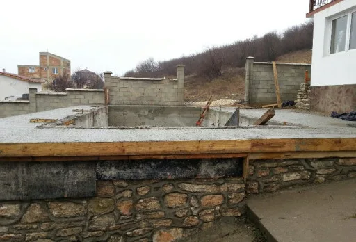 Строителство на басейн в Балчик