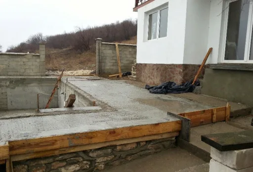 Строителство на басейн в Балчик