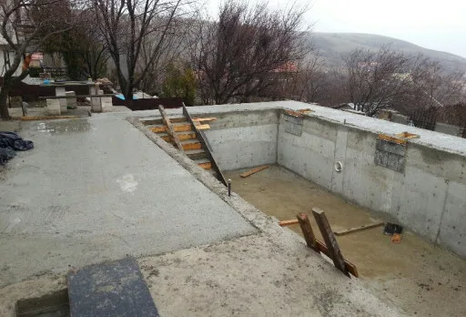 Строителство на басейн в Балчик