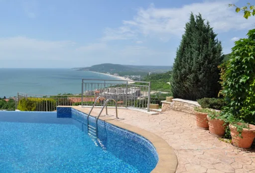 Строителство на инфинити басейн в Балчик, Албена