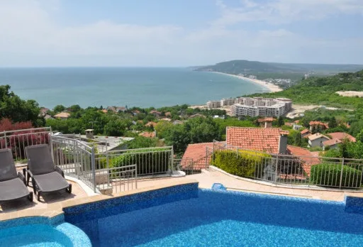 Строителство на инфинити басейн в Балчик, Албена