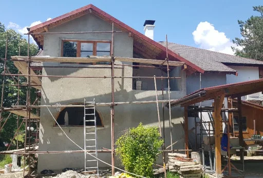 Wiederaufbau und Erweiterung einer Hütte bei Albena