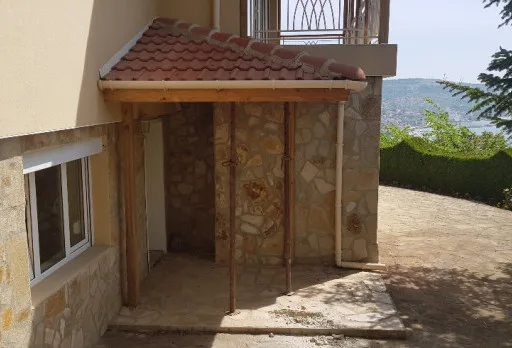 Innenanstrich und Reparaturarbeiten in einer Villa in Balchik