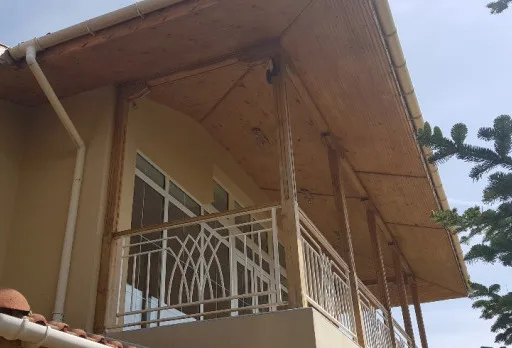 Innenanstrich und Reparaturarbeiten in einer Villa in Balchik