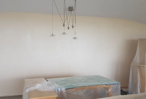 Innenanstrich und Reparaturarbeiten in einer Villa in Balchik