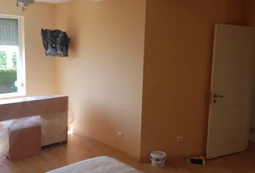 Innenanstrich und Reparaturarbeiten in einer Villa in Balchik