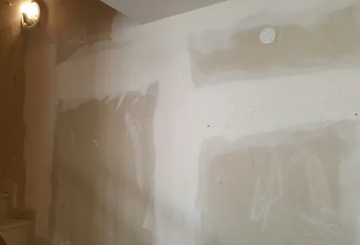 Installation of wallpapers in apartment in Golden sands