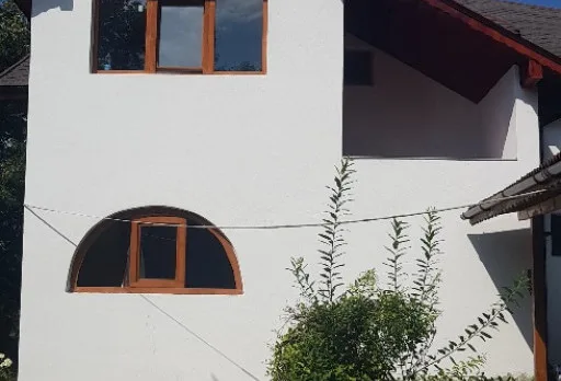 Wiederaufbau und Erweiterung einer Hütte bei Albena