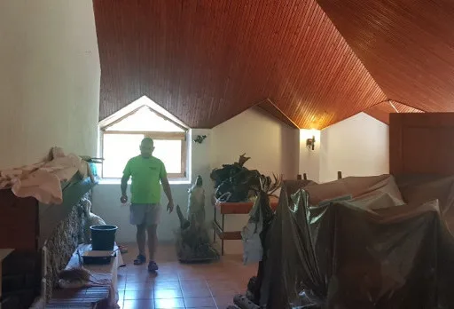 Wiederaufbau und Erweiterung einer Hütte bei Albena
