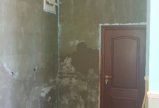 Bau- und Reparaturarbeiten in einem Haus in Varna
