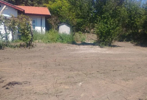 Строителство на ограда и път за коли към къща до Крапец