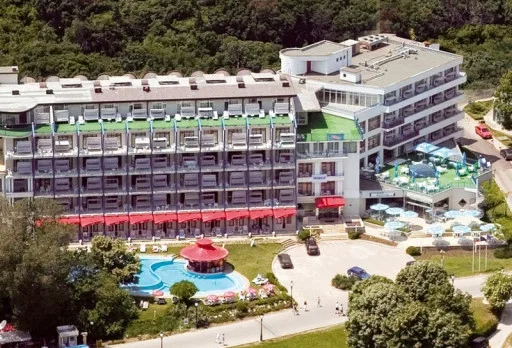 Bau- und Reparaturarbeiten an einem Hotel in Golden Sands