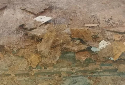 Bau eines neuen Stockwerks in einem Haus bei General Toshevo