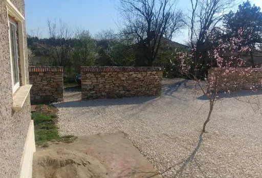 Направа на алея от чакъл до Дуранкулак
