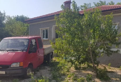 Изолация и вертикална планировка на къща до Дуранкулак