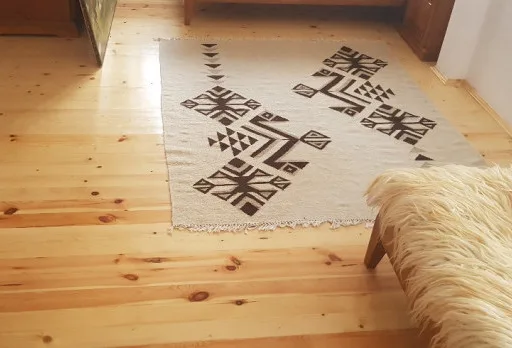 Wiederaufbau und Erweiterung einer Hütte bei Albena