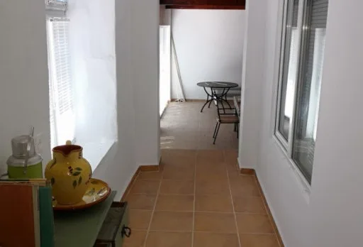 Bau- und Reparaturarbeiten an einem Haus bei Krapets