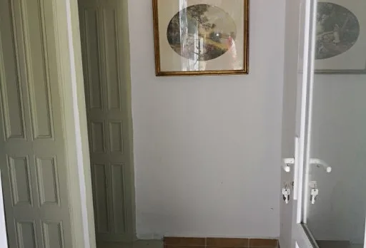 Bau- und Reparaturarbeiten an einem Haus bei Krapets