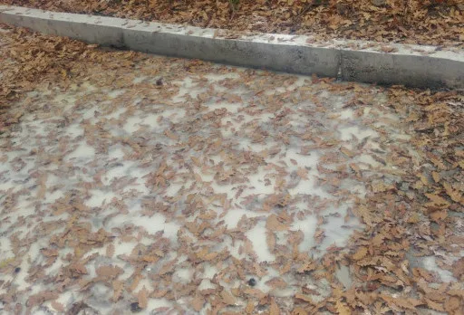 Направа на път от трошен камък и бетонно корито до с. Батово