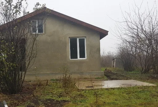 Bodendämmung und Estrichverlegung im Raum Balchik