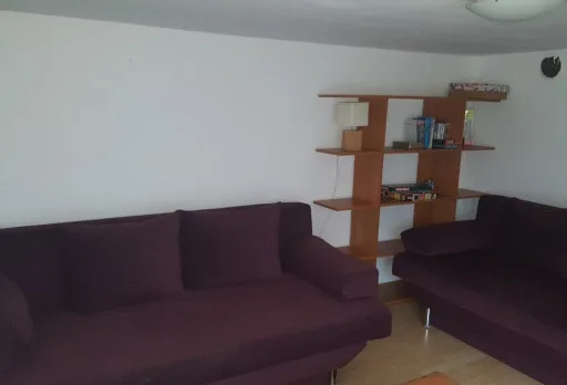 Bau eines neuen Stockwerks in einem Haus bei General Toshevo